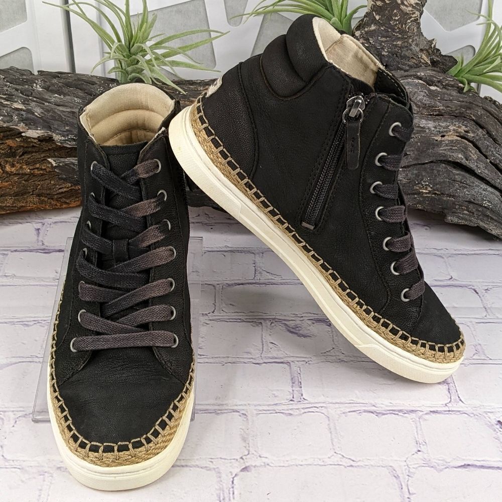UGG Gradie Black Nubuck Lace Up High Top Trainer Sneakers Ankle Boots